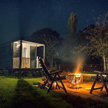 Pipowagen Elsebein Groningen Westerwolde Unieke Ligging Met Eigen Tuin En Vrij Uitzicht Over Veld Naar Natuurgebied Onstwedde 外观 照片