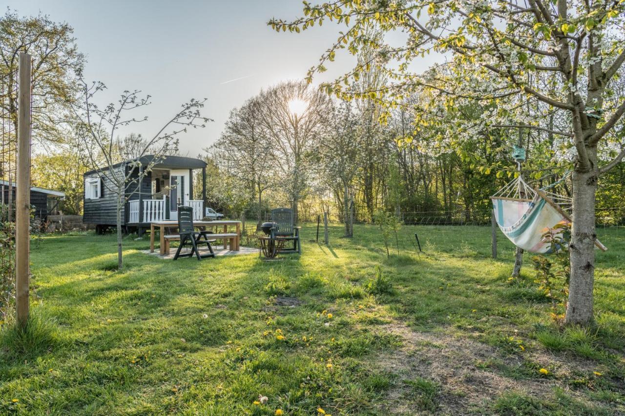 Pipowagen Elsebein Groningen Westerwolde Unieke Ligging Met Eigen Tuin En Vrij Uitzicht Over Veld Naar Natuurgebied Onstwedde 外观 照片